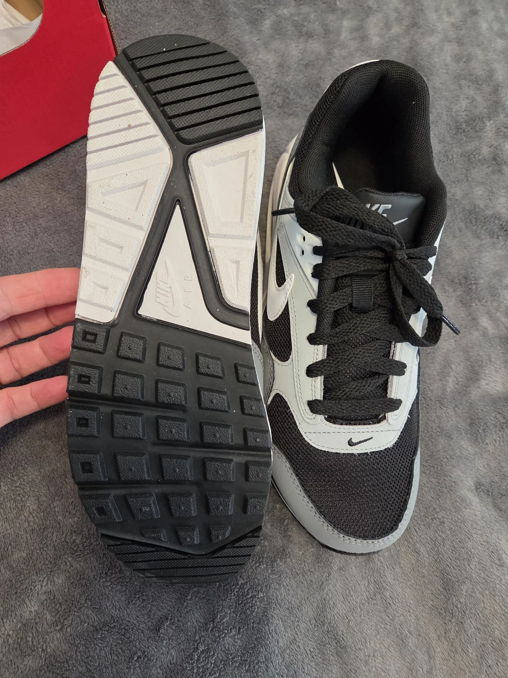 Nike Air Max Correlate Men's Black, Gray & White Athletic Sneakers
